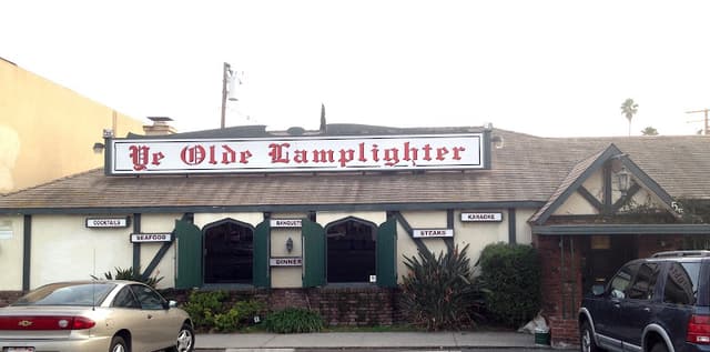 Ye Olde Lamplighter