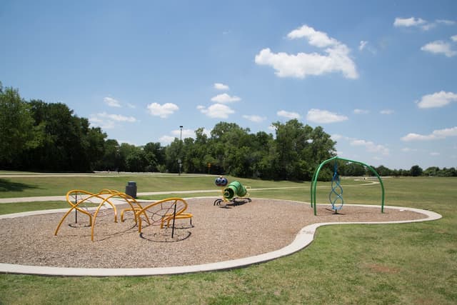 River Legacy Parks