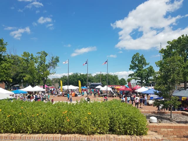 Garland City Square