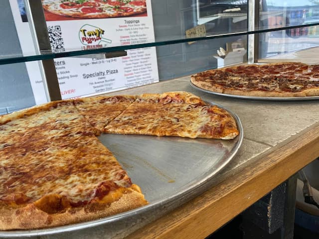 Tony's Corner Deli & Pizzeria