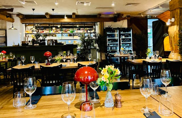 Restauracja Primitivo Kuchnia i Wino - kuchnia śródziemnomorska Warszawa