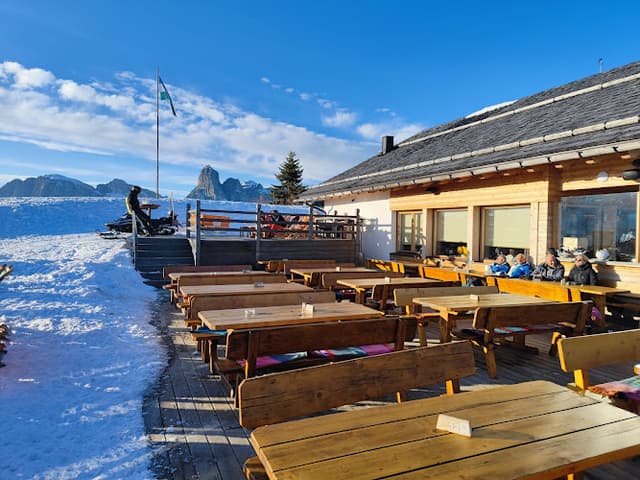 Rifugio Ütia Bioch