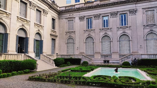 Museo Nacional de Arte Decorativo