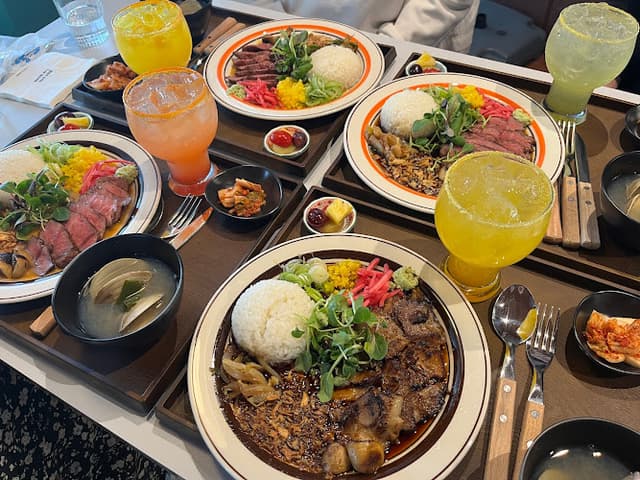 Yeonhwa dupbab [Fusion Korean Rice Bowl]