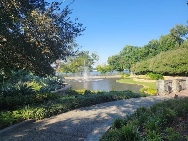 The Dallas Arboretum and Botanical Garden