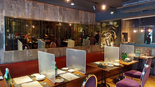 À POINT STEAK & BAR