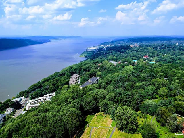 Lenoir Preserve
