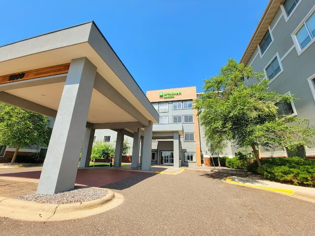 Wyndham Garden Otsego-Minneapolis (formerly Holiday Inn)