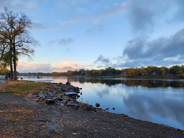 Mississippi Point Park