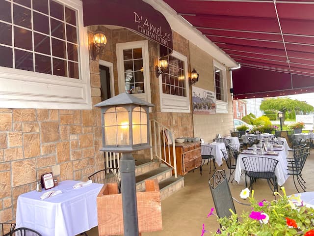 D'Amelio's Italian Eatery