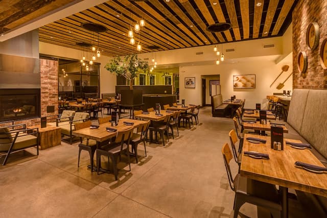 Abrusci's Fire & Vine