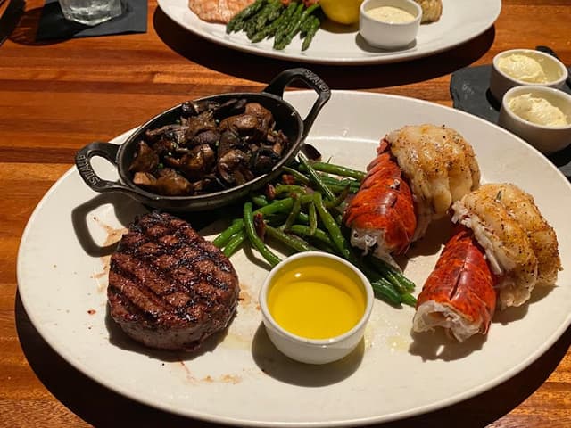 J. Gilbert's Wood-Fired Steaks & Seafood Kansas City