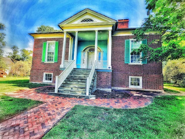 Farmington Historic Plantation