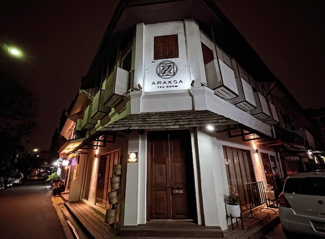 Araksa Tea Room Bangkok