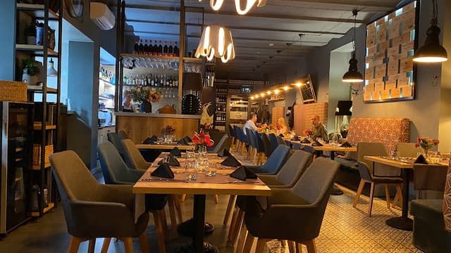 Qrudo Food & Wine