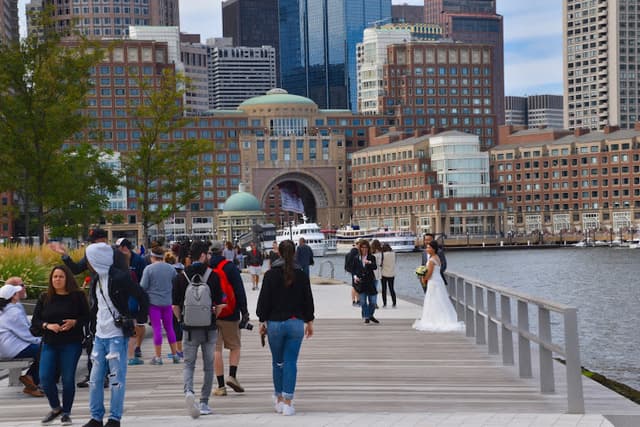 Fan Pier Park
