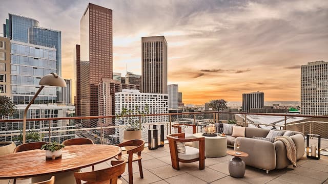Conrad Los Angeles
