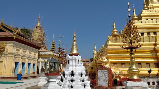 Chaukhtatgyi Buddha Temple