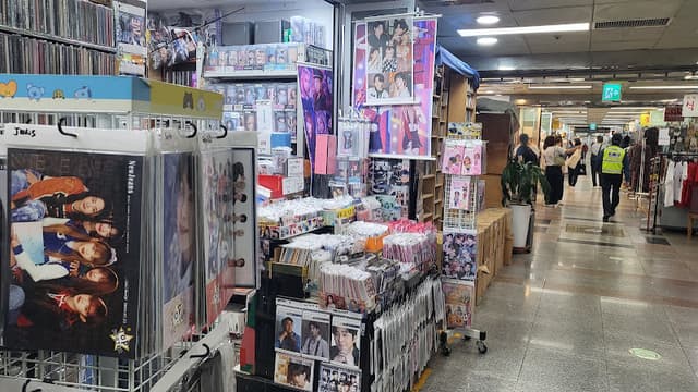 Hoehyeon Underground Shopping Center