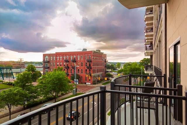 Embassy Suites by Hilton Grand Rapids Downtown