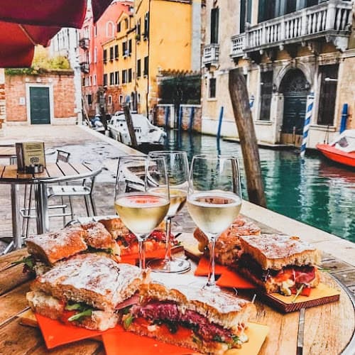 La Bottiglia