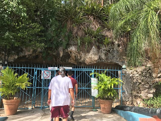 Green Grotto Caves