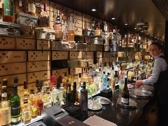 Vault Bar