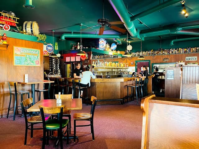 Kahootz Steak & Alehouse