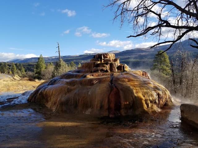 Pinkerton Hot Springs