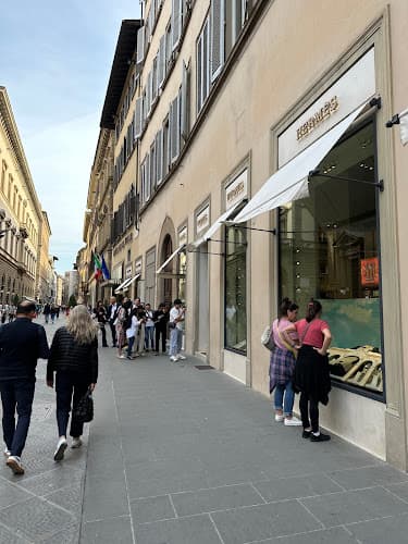 High End Stores