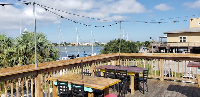 Shaggy's Pensacola Beach
