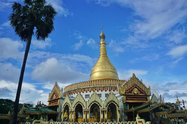 Thiri Mingala Kabar Aye Pagoda