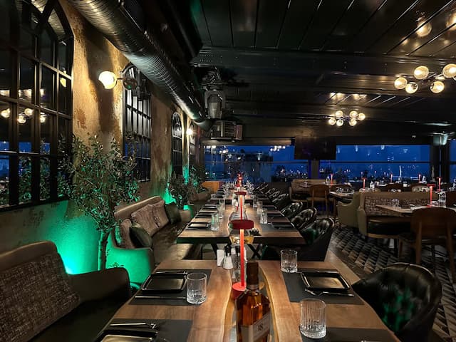 Lotiz Lounge & Hookah