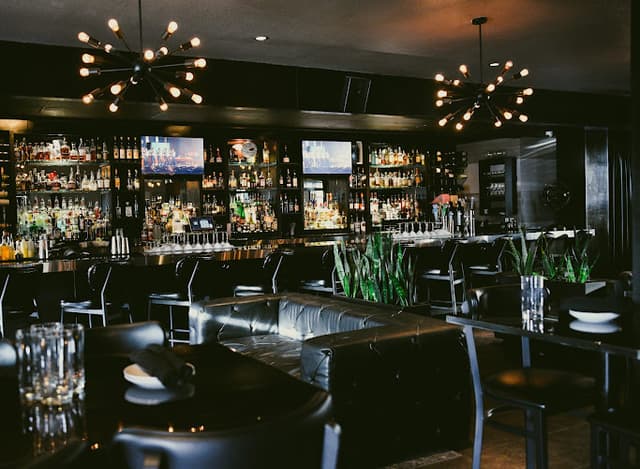 Theo's - Fayetteville