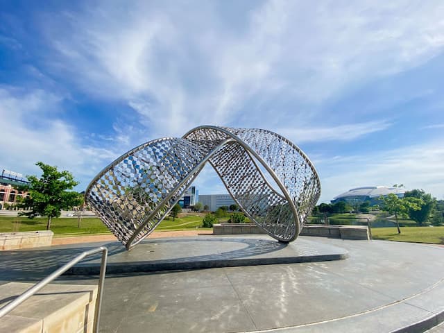 Richard Greene Linear Park
