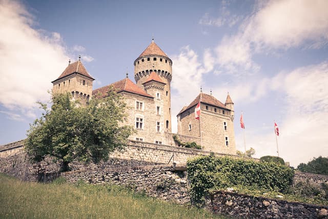 Chateau de Montrottier