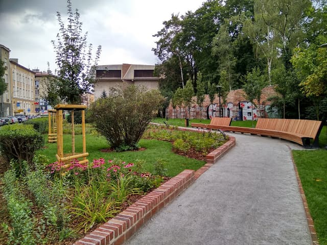 Park Kieszonkowy - Ogród Kwietny