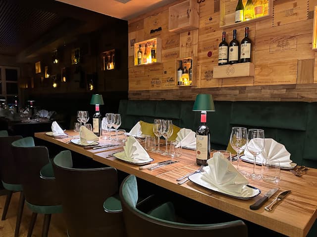 Estilo Campo Steakhouse