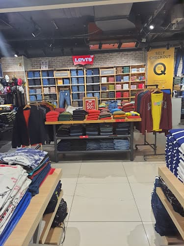 Lifestyle Stores