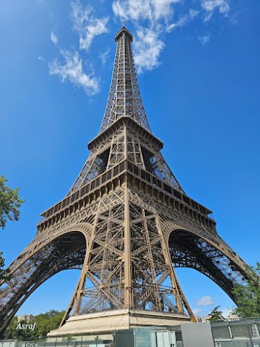 Eiffel Tower