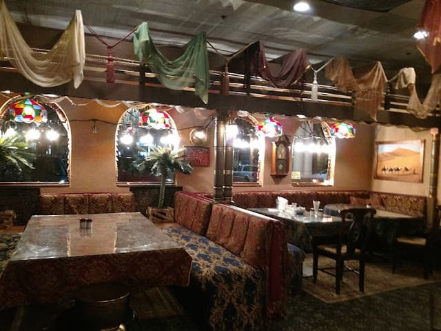 Petra House Traditional Mediterranean Food