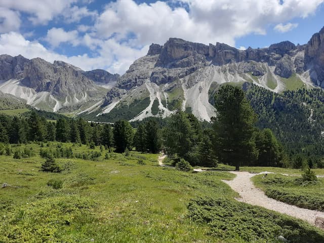 Panoramabalkon UNESCO Mastlè Santa Cristina