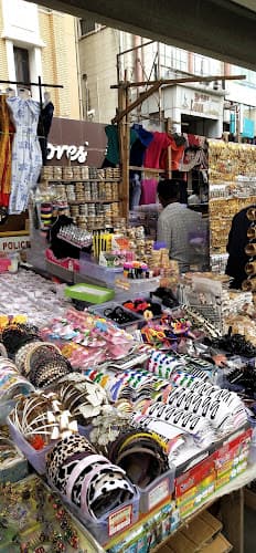 Usman road, Shopping Bazaar