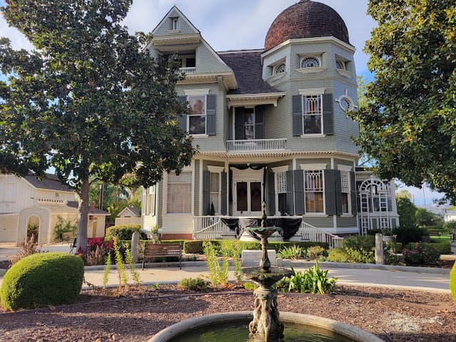 Riverside Heritage House