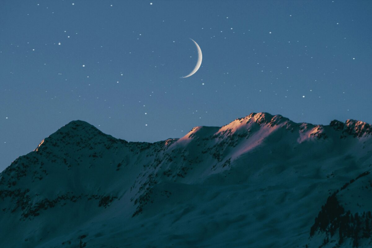 10 Moon Line Destinations for Self Discovery: Transformative Journeys That Will Change Your Life