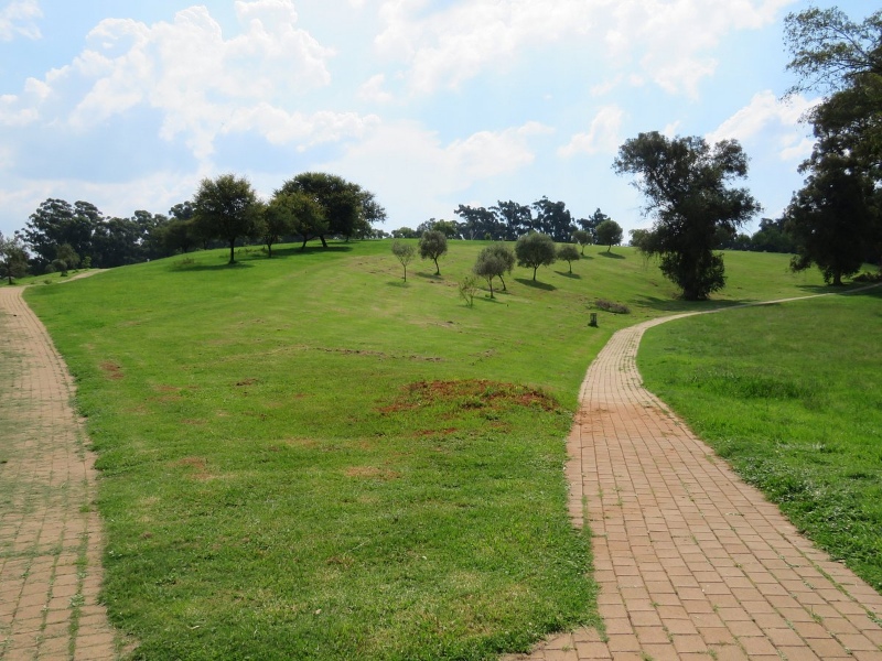 Trails in James & Ethel Gray Park