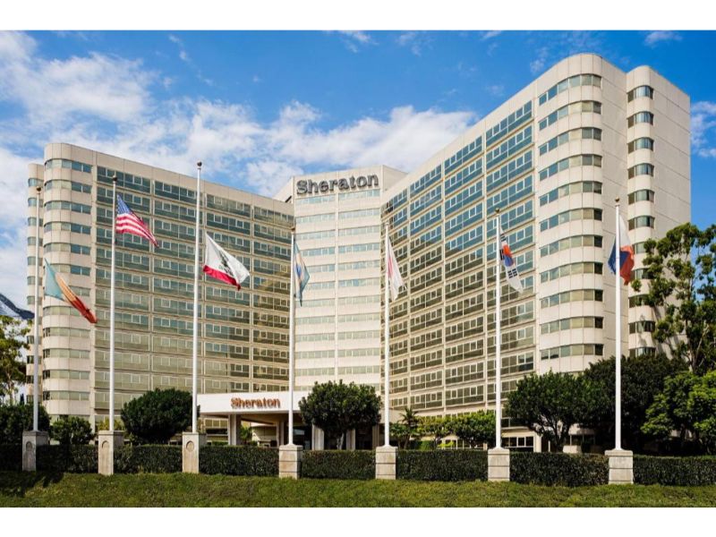 The Sheraton Gateway Los Angeles Hotel is an upscale accommodation choice known for its prime location just next to LAX International Airport