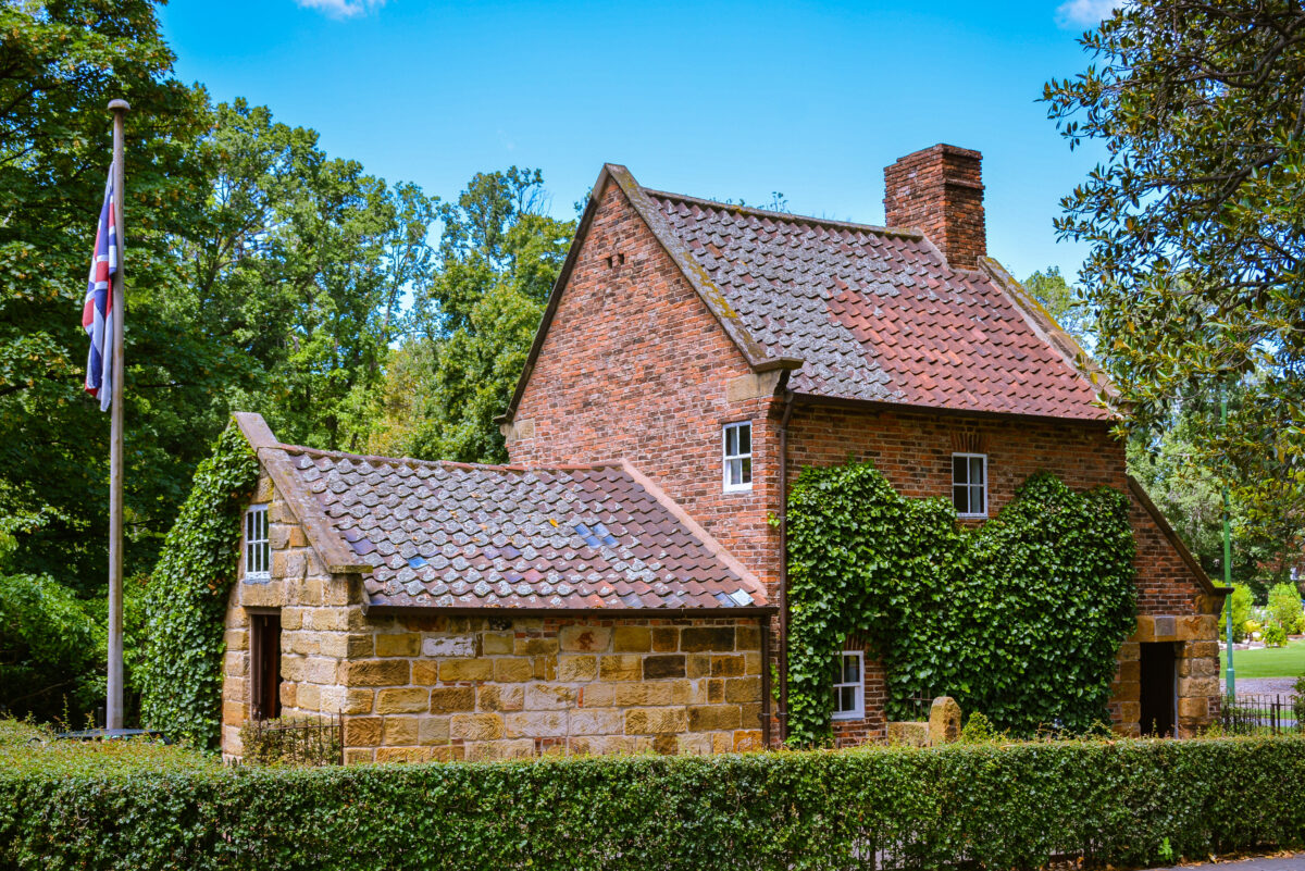 Historical Captain Cook's Cottage - Melbourne, Australia