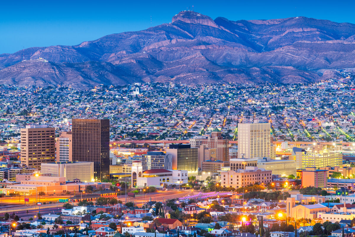 El Paso, Texas, USA downtown city skyline at dusk