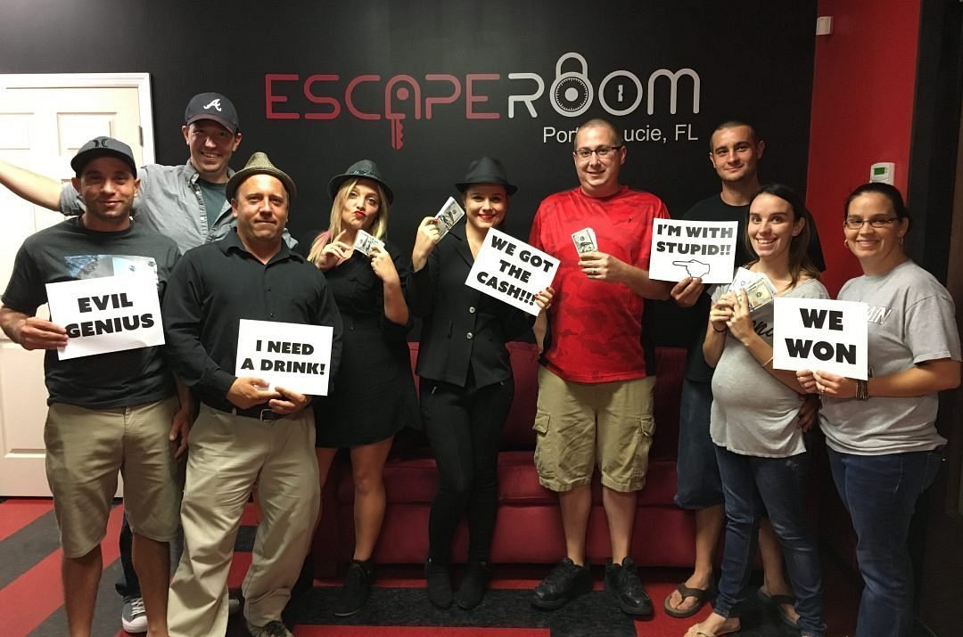 Group in Escape Room PSL